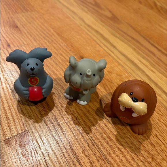 Little People Animal Set - Picture 3 of 9